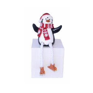 KAR-POLYR-CK516-J1181-lógó lábú pingvin karácsonyi polyresin figura 7,5 x 5,5 x 8cm piros/fehér/fekete